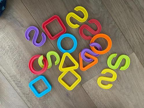 Figuur slinger om in elkaars te haken Kado verjaardag Sint, Kinderen en Baby's, Speelgoed | Babyspeelgoed, Zo goed als nieuw, Ophalen