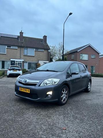 Toyota Auris 1.8 Full Hybrid Executive beschikbaar voor biedingen