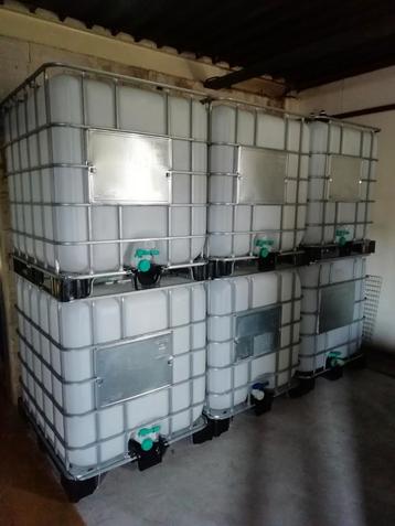 Grote aantal ibc's van 1000 liter inhoud.  beschikbaar voor biedingen