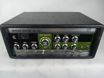 Roland Space echo RE-201 COMPLEET GEREVISEERD beschikbaar voor biedingen