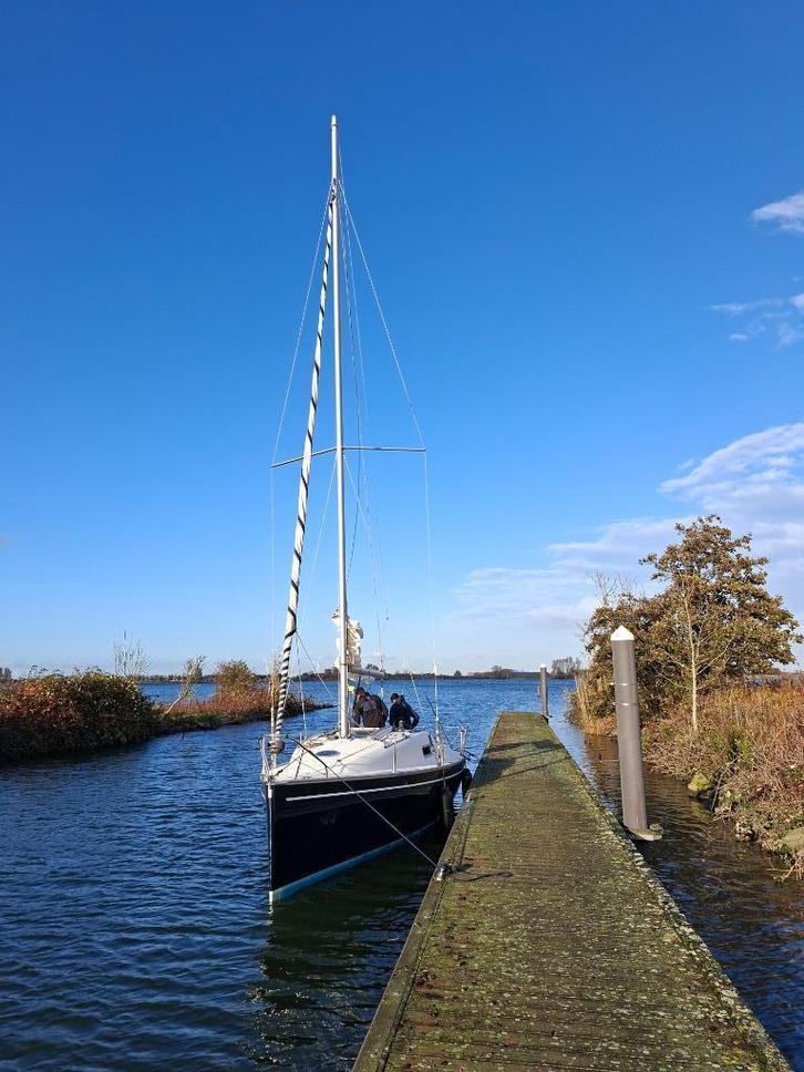 Jeanneau sun 2500 uit 2006, Watersport en Boten, Kajuitzeilboten en Zeiljachten, Gebruikt, Tourjacht of Cruiser, Polyester, 6 tot 9 meter