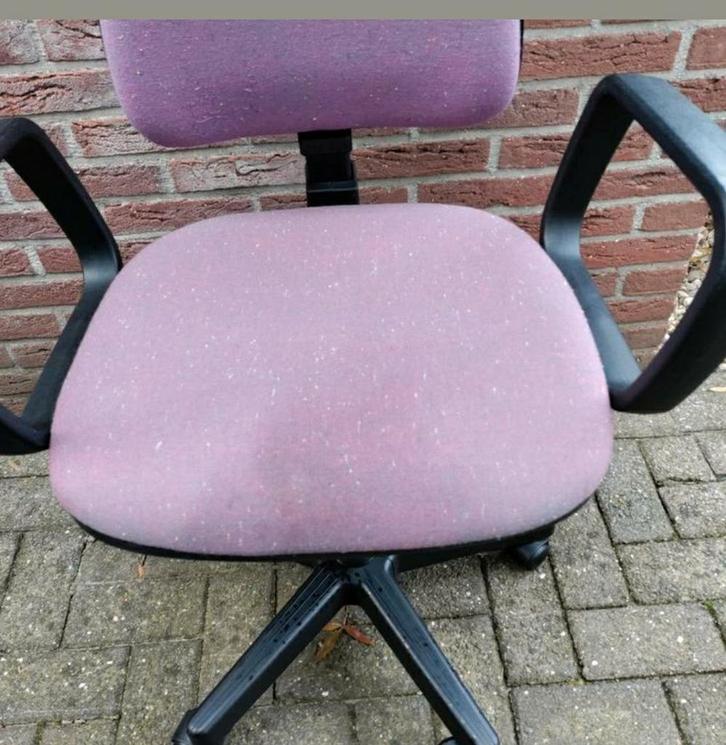 BURO STOEL,Bureaustoel,verstelbaar,Stof,draaistoel,PAARS, Huis en Inrichting, Bureaustoelen, Zo goed als nieuw, Bureaustoel, Ergonomisch