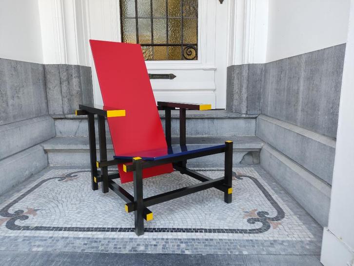 Cassina Rietveld rood/blauw/gele stoel, Huis en Inrichting, Stoelen, Gebruikt, Eén, Hout, Overige kleuren, Ophalen