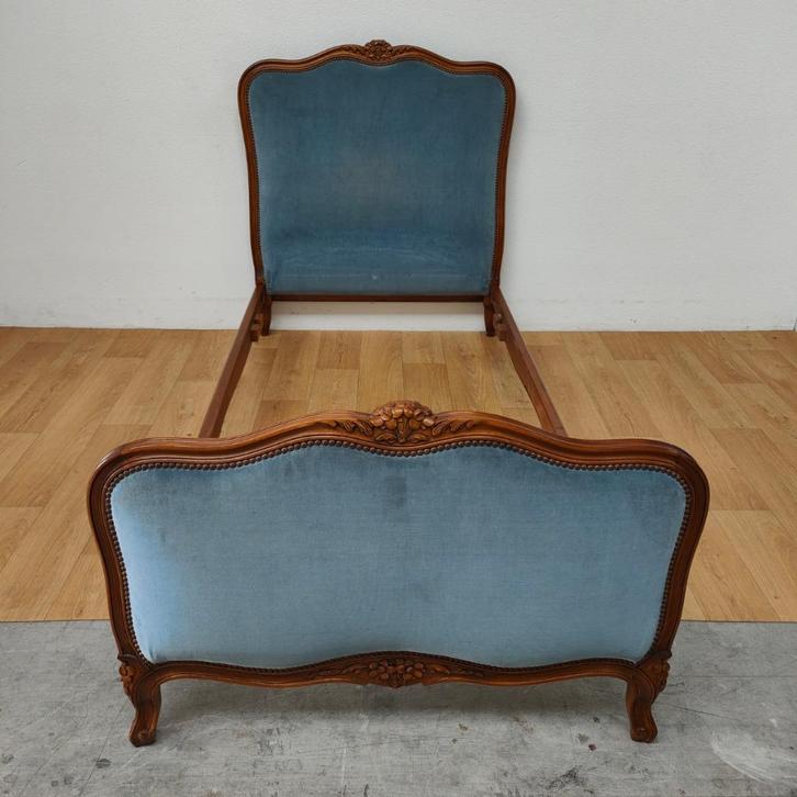 Antiek Vintage Frans eenpersoonsbed, Queen Ann Brocante bed, Huis en Inrichting, Slaapkamer | Bedden, Gebruikt, Eenpersoons, Hout