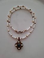 Handgemaakte schelpen ketting met vintage hanger met parels, Overige materialen, Wit, Ophalen of Verzenden, Zo goed als nieuw