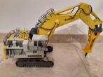 conrad Liebherr R996 Boskalis, Hobby en Vrije tijd, Modelauto's | 1:50, Verzenden, Zo goed als nieuw, Hijskraan, Tractor of Landbouw