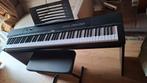 Digitale piano 88 toetsen, meubel en voetpedaal, Muziek en Instrumenten, Piano's, Ophalen, Zo goed als nieuw, Zwart