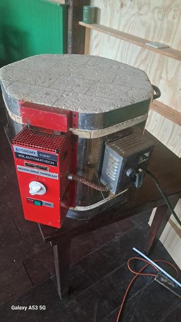 Keramiek Oven / Pottenbakkersoven beschikbaar voor biedingen