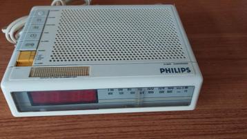 Vintage Philips clock radio, type D-3620