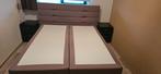 Oud roze 2 persoons boxspring 160x200.Matras nieuw altijd to, Ophalen, Tweepersoons, Zo goed als nieuw, 200 cm