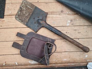 Duitse schep beschikbaar voor biedingen