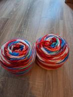 2 bollen (250 gr per stuk)nieuw,geen informatie verder., Ophalen of Verzenden, Nieuw, Breien of Haken, Wol of Garen