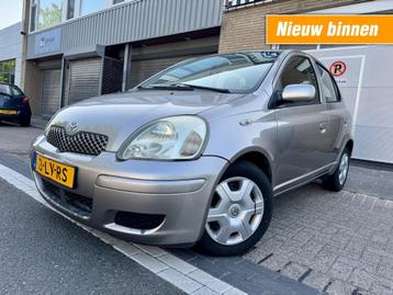 Toyota YARIS 1.3 VVT-i Sol 5DRS FACELIFT AIRCO NAP APK  beschikbaar voor biedingen