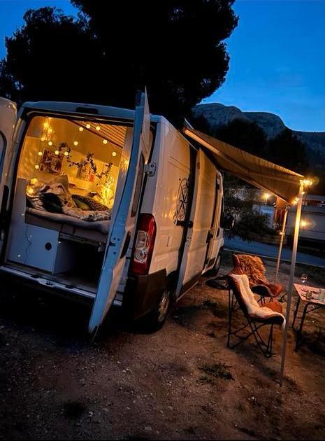 OFF GRID FIAT DUCATO L3H2 Complete Bohemian dream camper, Caravans en Kamperen, Campers, Particulier, Bus-model, tot en met 2