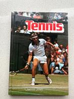 Tennis boek door Clarence Jones, Ophalen of Verzenden, Gelezen, Balsport