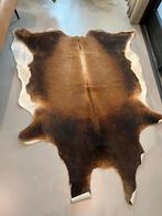 Vloerkleed koeienvel, Huis en Inrichting, Stoffering | Tapijten en Kleden, Ophalen of Verzenden, Zo goed als nieuw, Rechthoekig