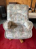 Draaifauteuil met bloemmotief, Ophalen, Gebruikt, Hout, 75 tot 100 cm