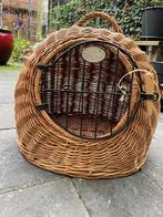 rieten reismand voor kat of kleine hond, Ophalen, Gebruikt