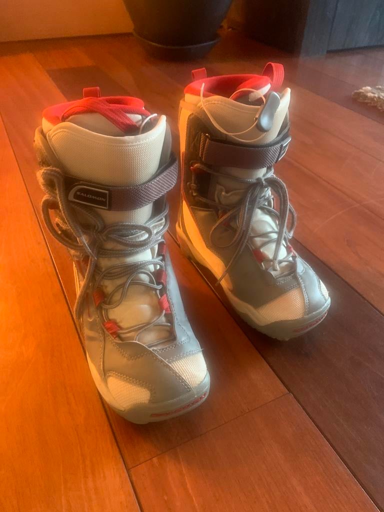Snowboardschoenen 36-37, Sport en Fitness, Snowboarden, Ophalen of Verzenden, Zo goed als nieuw, Schoenen