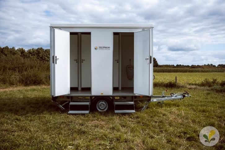 Nette toiletwagen te huur!, Zakelijke goederen, Horeca | Overige, Ophalen of Verzenden
