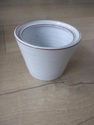  Jampotje zonder deksel, ravelli , genummerd 206. beschikbaar voor biedingen