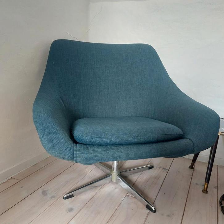 Twee vintage kuipstoelen, Huis en Inrichting, Stoelen, Zo goed als nieuw, Twee, Wit, Ophalen