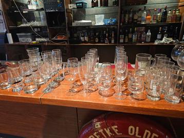 Grote partij Bier Glazen. Prijs vanaf €0,50 t/m €2,50 beschikbaar voor biedingen