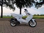 yamaha aerox 70cc wit brom
stage 6 voorvork, Fietsen en Brommers, Ophalen, Zo goed als nieuw, Aerox