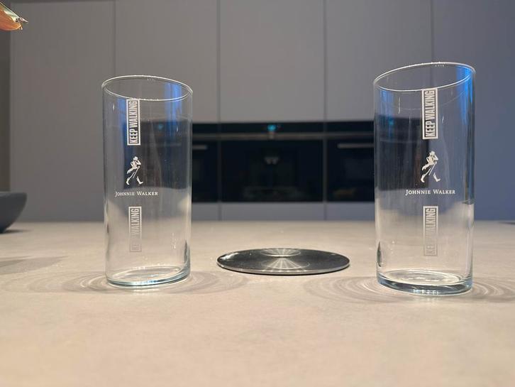 Johnnie Walker glazen, Verzamelen, Glas en Borrelglaasjes, Zo goed als nieuw, Overige typen, Ophalen