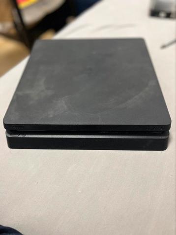 PS4 Slim 1TB beschikbaar voor biedingen