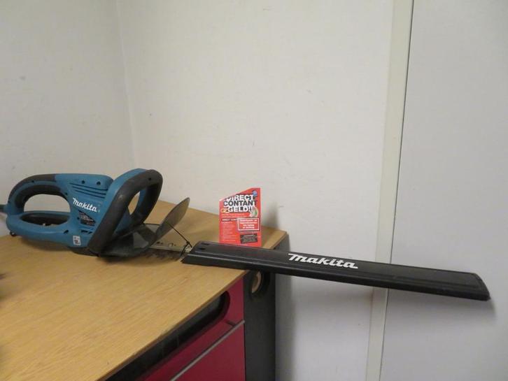 Makita UH4570 Heggenschaar | Pawn Eindhoven, Tuin en Terras, Heggenscharen, Gebruikt, Elektrisch, Ophalen