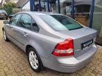 Volvo S40 2.4 Kinetic Automaat 170PK Youngtimer, Auto's, Volvo, Stof, Zwart, 2435 cc, 170 pk