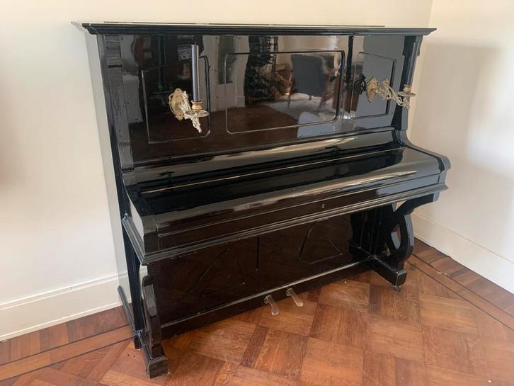 Mooie zwarte piano, Muziek en Instrumenten, Piano's, Gebruikt, Zwart, Ophalen