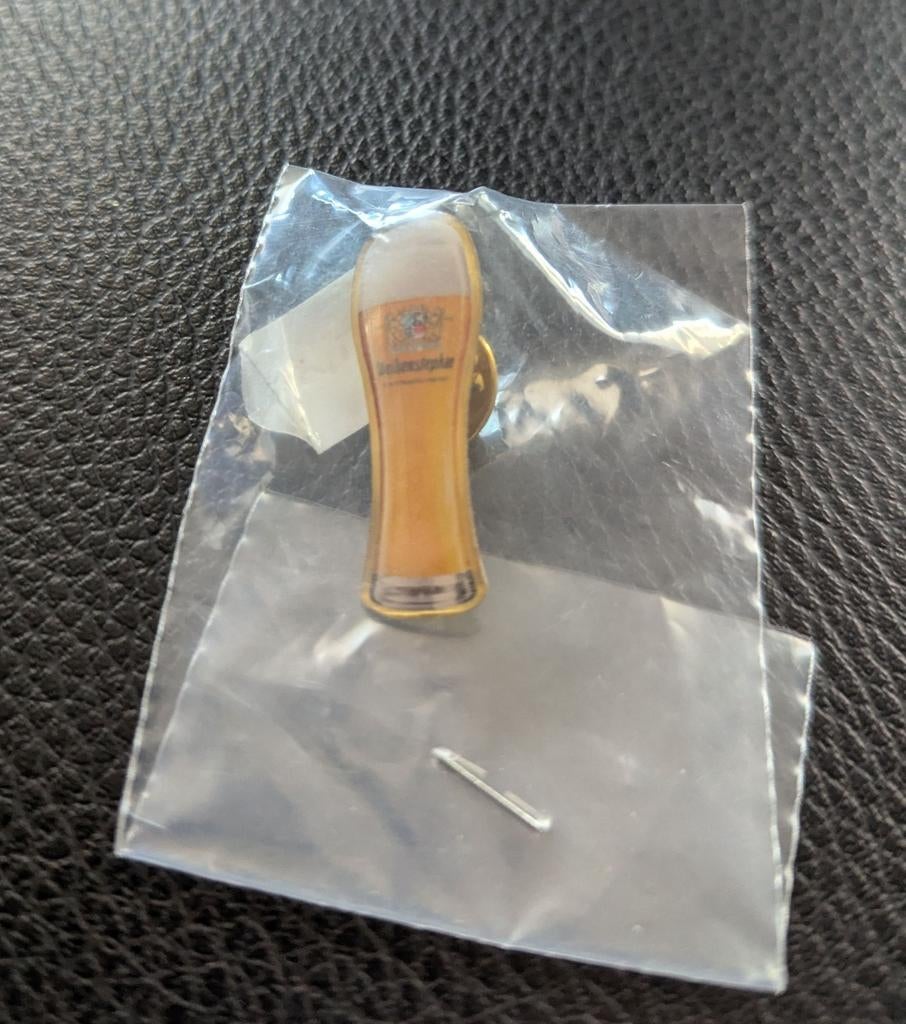 Speldje Weihenstephaner - Bierglas - Goud, Ophalen of Verzenden, Nieuw, Overige typen, Overige merken