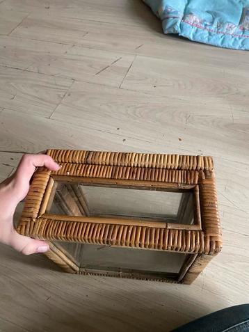 Riviera Maison Vitrinekastje Glas & Riet beschikbaar voor biedingen