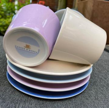 4 kop en schotel effen kleuren beschikbaar voor biedingen