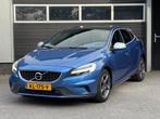 Volvo V40 2.0 D3 R-Design Automaat, Pano, Cruise, Climate Co, Auto's, Gebruikt, Euro 6, 4 cilinders, Blauw