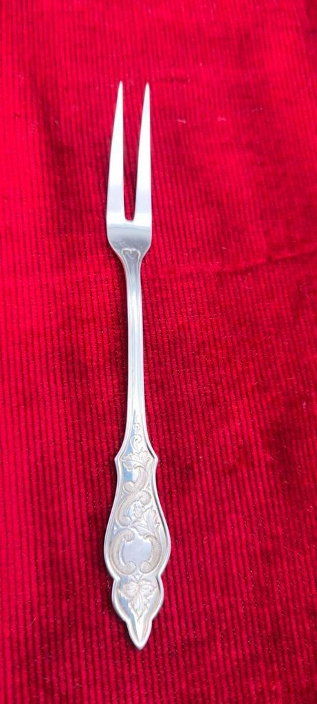 Robbe en Berking Ostfriesen vleesdienvork, Antiek en Kunst, Antiek | Bestek, Ophalen of Verzenden