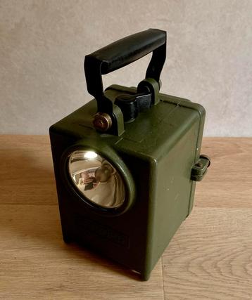 Lamp Wonder beschikbaar voor biedingen