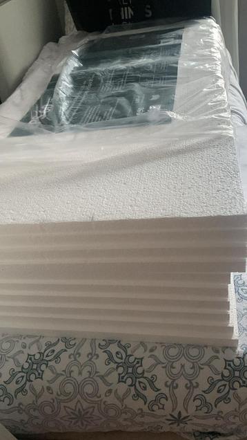 Piepschuim platen beschikbaar voor biedingen