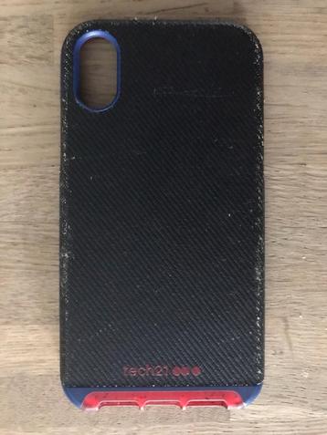 Hoesje tech21 zwart rood iPhone XR 