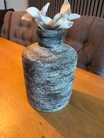 Decoratieve Vaas - Grijs/Wit, Huis en Inrichting, Ophalen, Steen, Gebruikt, 50 tot 75 cm