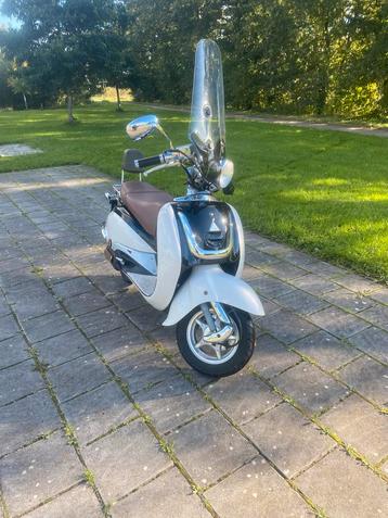 Turbho RG-50 Retro Scooter - Nette Staat! beschikbaar voor biedingen