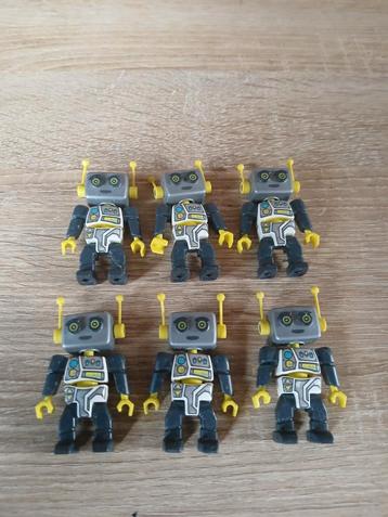 Playmobil robot poppetjes  beschikbaar voor biedingen