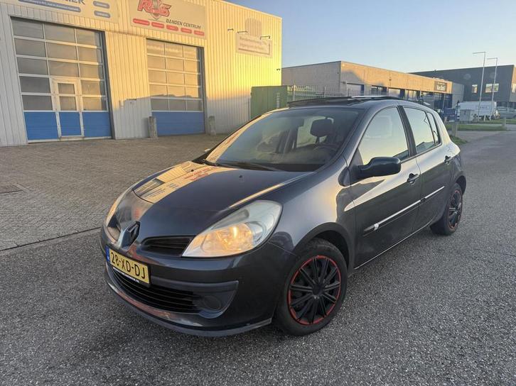 Renault Clio 1.4-16V Rip Curl 5-DRS Airco Panoramadak, Auto's, Renault, Bedrijf, Te koop, Clio, ABS, Airbags, Airconditioning
