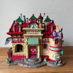 Lemax Ribbon & Giftwrap Factory Santa's Wonderland 65354, Diversen, Kerst, Ophalen of Verzenden, Zo goed als nieuw