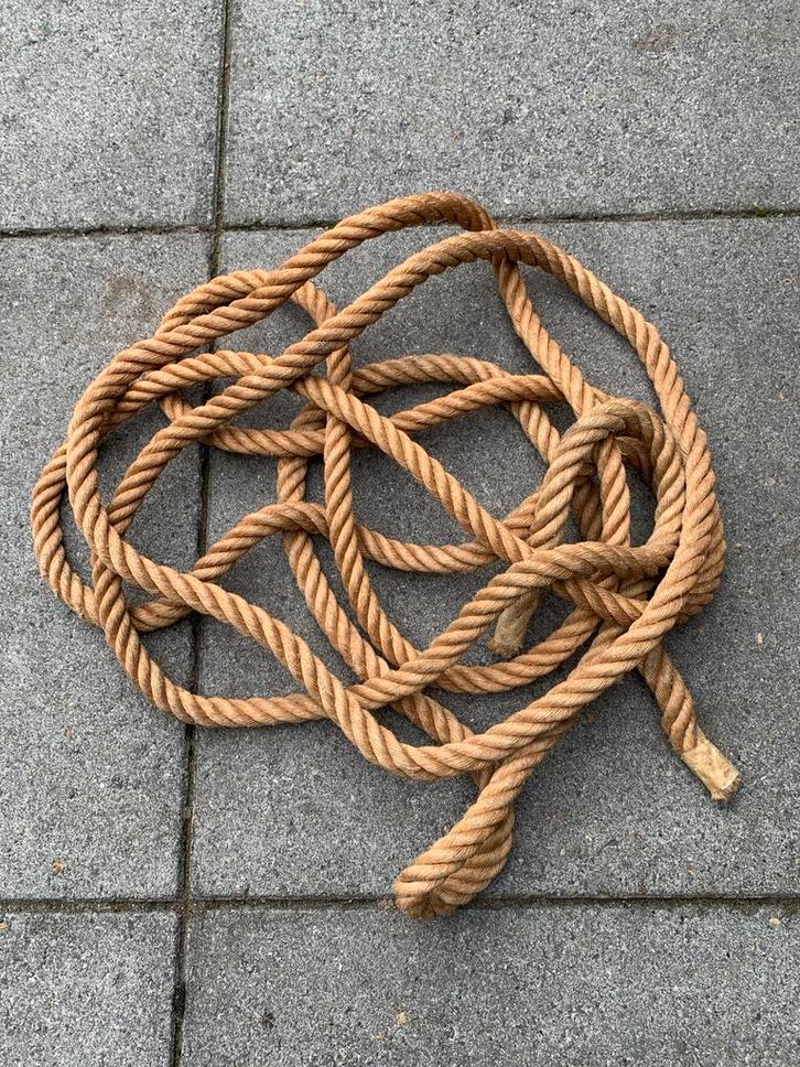 Gebruikte touw uit gymzaal, vintage,decoratief, Antiek en Kunst, Curiosa en Brocante, Ophalen of Verzenden