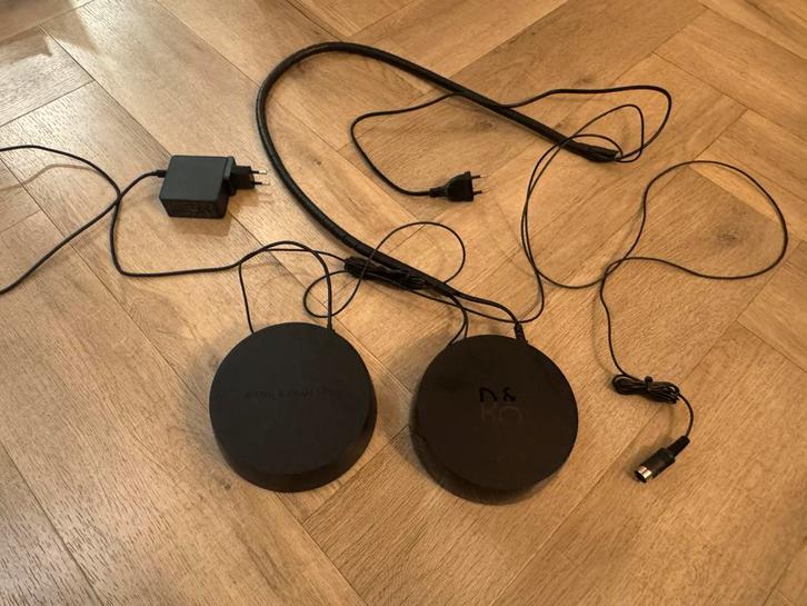 Bang & Olufsen Beosound Core en B&O s8 Connection hub, Audio, Tv en Foto, Mediaspelers, Zo goed als nieuw, Ophalen of Verzenden