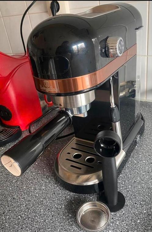 Koffiezetapparaat espresso pistonmachine BerlingerHaus, Witgoed en Apparatuur, Koffiezetapparaten, Zo goed als nieuw, Gemalen koffie
