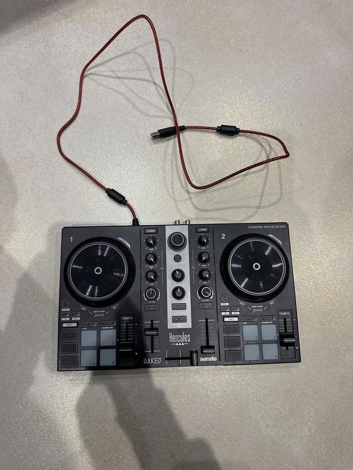 Hercules DJControl Impulse 200 MK2 - Serato DJ Controller, Muziek en Instrumenten, Dj-sets en Draaitafels, Nieuw, Dj-set, Ophalen of Verzenden